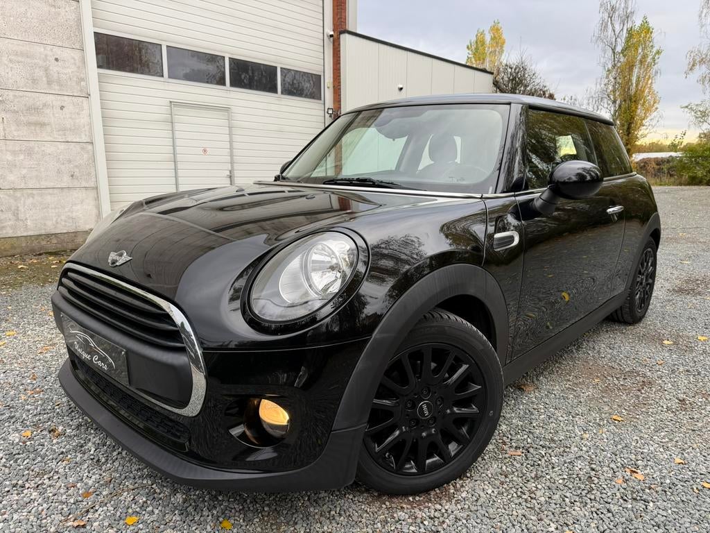 Mini One 3drs 1.2 Benzine 2015 Navigatie Sfeerverlichting, Auto's, Euro 6, Airbags, Bedrijf, 5 deurs
