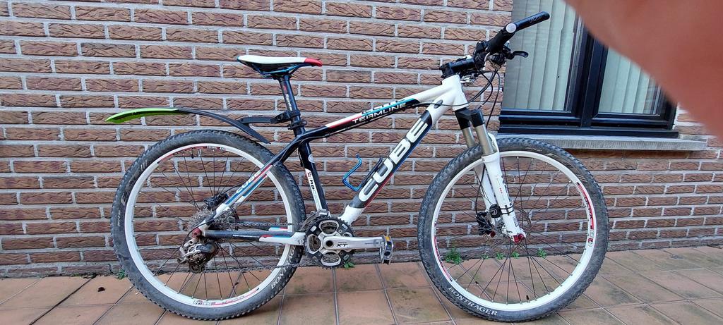 Cube MBX in de officiële clubkleuren, Fietsen en Brommers, Ophalen, Gebruikt, Dames