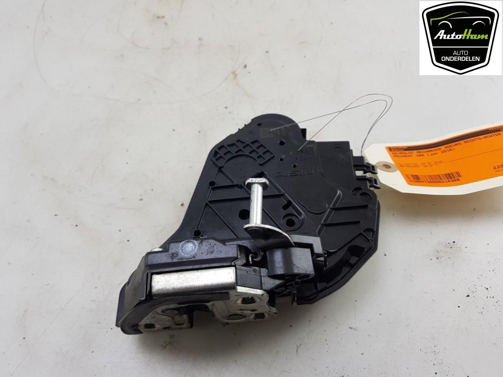 SERRURE DE PORTE RODS ARRIÈRE DROIT 108 (|B000950680|), Utilisé, Peugeot