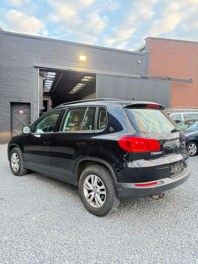 Volkswagen Tiguan 1.4 TSI — Fin 2015, Autos, Euro 5, Noir, 5 portes, 0 places