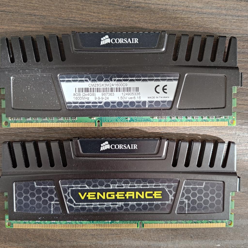 RAM DDR3 Desktop 4Go — Corsair 1600 MHz (x2 disponible), Informatique & Logiciels, Enlèvement ou Envoi, DDR3, Utilisé, Desktop