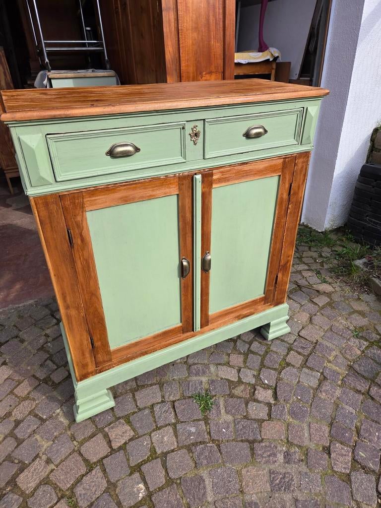 Jolie ancienne commode,  meuble d'entrée massif en pin., Enlèvement