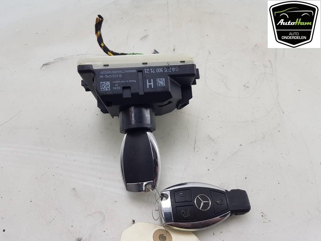 CONTACTSLOT + SLEUTEL Mercedes-Benz C (W205), Gebruikt, Mercedes-Benz