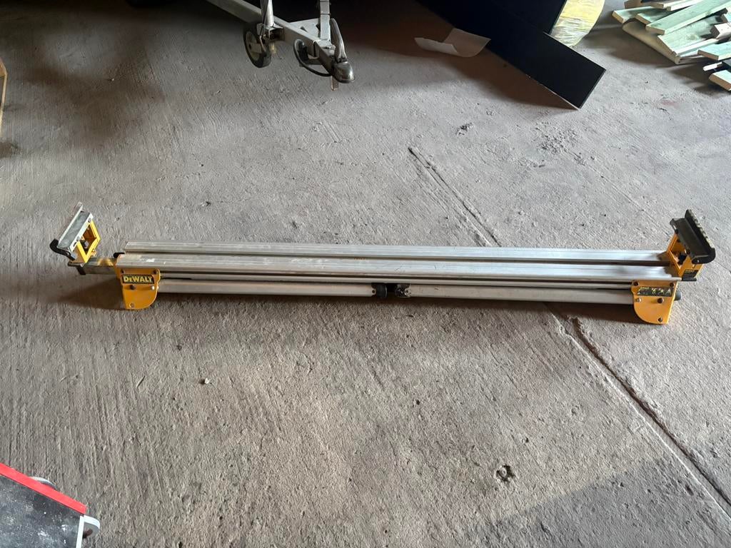 Pied dewalt, Bricolage & Construction, Boîtes à outils, Enlèvement