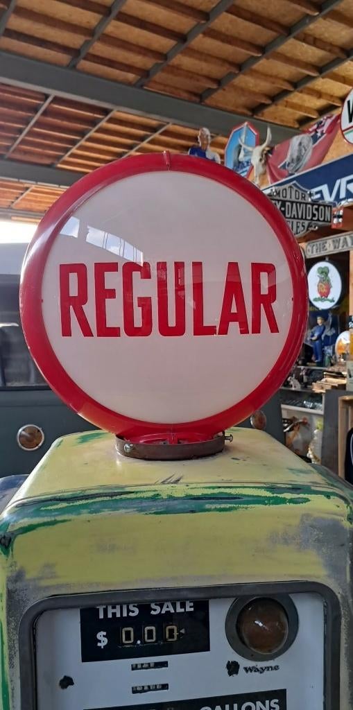 Vintage benzinepomp globe REGULAR USA benzine pomp decoratie, Ophalen of Verzenden, Gebruikt, Lichtbak of (neon) lamp