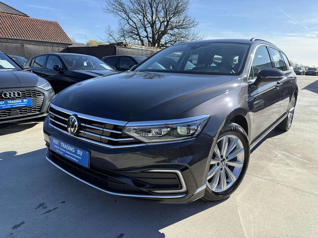 Volkswagen Passat Variant 1.4 TSI GTE HYBRIDE FULL LED CAMER, Automaat, Stof, Gebruikt, https://public.car-pass.be/vhr/3f9951e1-e06b-4cd8-babd-81e2249d9b76
