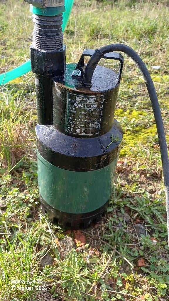 DAB Nova up 600 dompelpomp, Jardin & Terrasse, Pompes à eau, Enlèvement, Utilisé, Électrique, Pompe à eaux claires