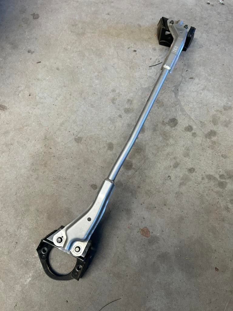 Mazda MX5 NB/NBFL veerpootbrug, Enlèvement