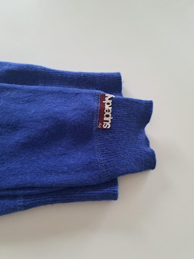 SuperDry v-hals pull in koningsblauw., Vêtements | Femmes, Pulls & Gilets, Taille 38/40 (M), Superdry, Comme neuf, Enlèvement