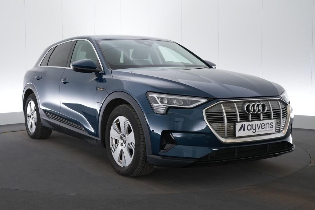 (2AVG004) AUDI E-TRON, Auto's, Audi, Gebruikt, 360 pk, Blauw, https://public.car-pass.be/vhr/6716d1e9-25ce-4038-b5af-1ef874f8ad77