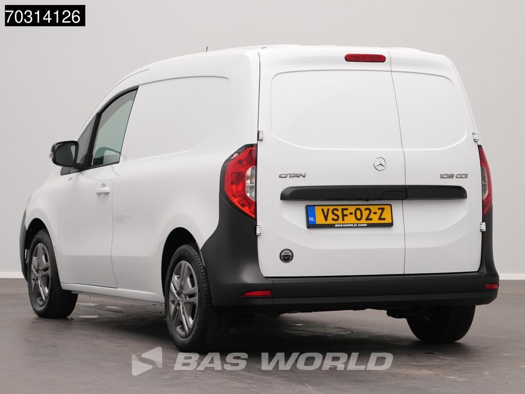 Mercedes Citan 75pk L1H1 MBUX Navi Airco Cruise Camera Parke, Auto's, Stof, Euro 6, 4 cilinders, 1479 kg
