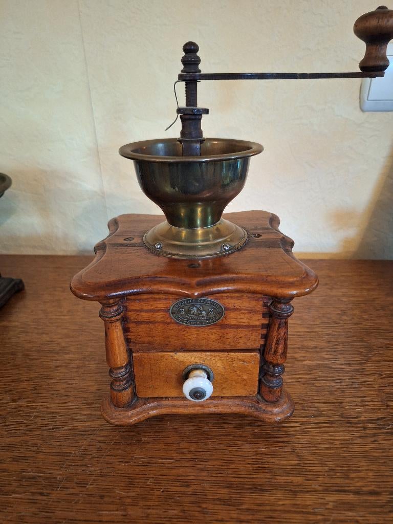 Moulin à café, Enlèvement