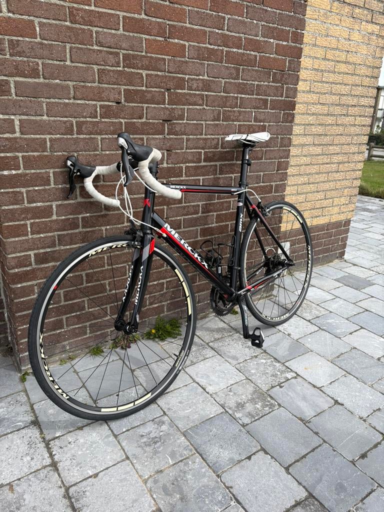 Koersfiets Eddie Merckx, Fietsen en Brommers, Ophalen, Zo goed als nieuw