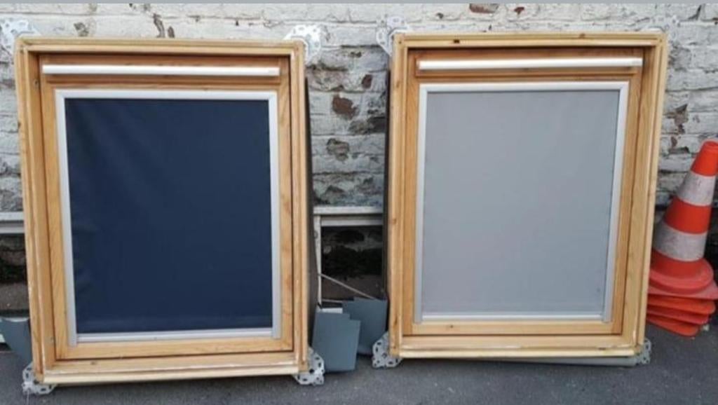 velux 78x98 + raccord + store + option pose, Enlèvement, Utilisé, Bois