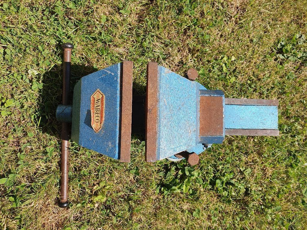 Bankschroef - Aambeeld - Bankvijs, Doe-het-zelf en Bouw, Ophalen, Bankschroef