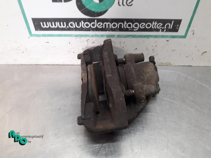 Etrier de frein (pince) avant droit d'un Mercedes Sprinter (, 3 mois de garantie, Utilisé, -, -