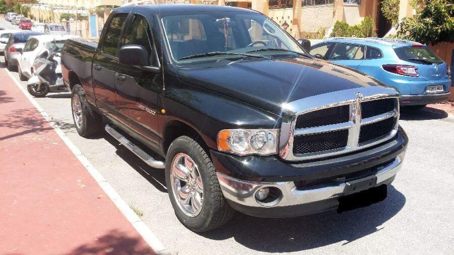 Dodge ram 1500 pour pièces détachées, Auto's, Dodge, 4 deurs, Achterwielaandrijving, Zwart, Leder