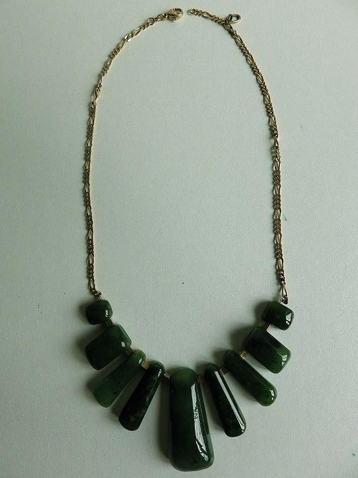Unikaat Nefrietjade Hangerketting, Handtassen en Accessoires, Kettingen, Ophalen, Gebruikt, Groen, Steen of Mineraal