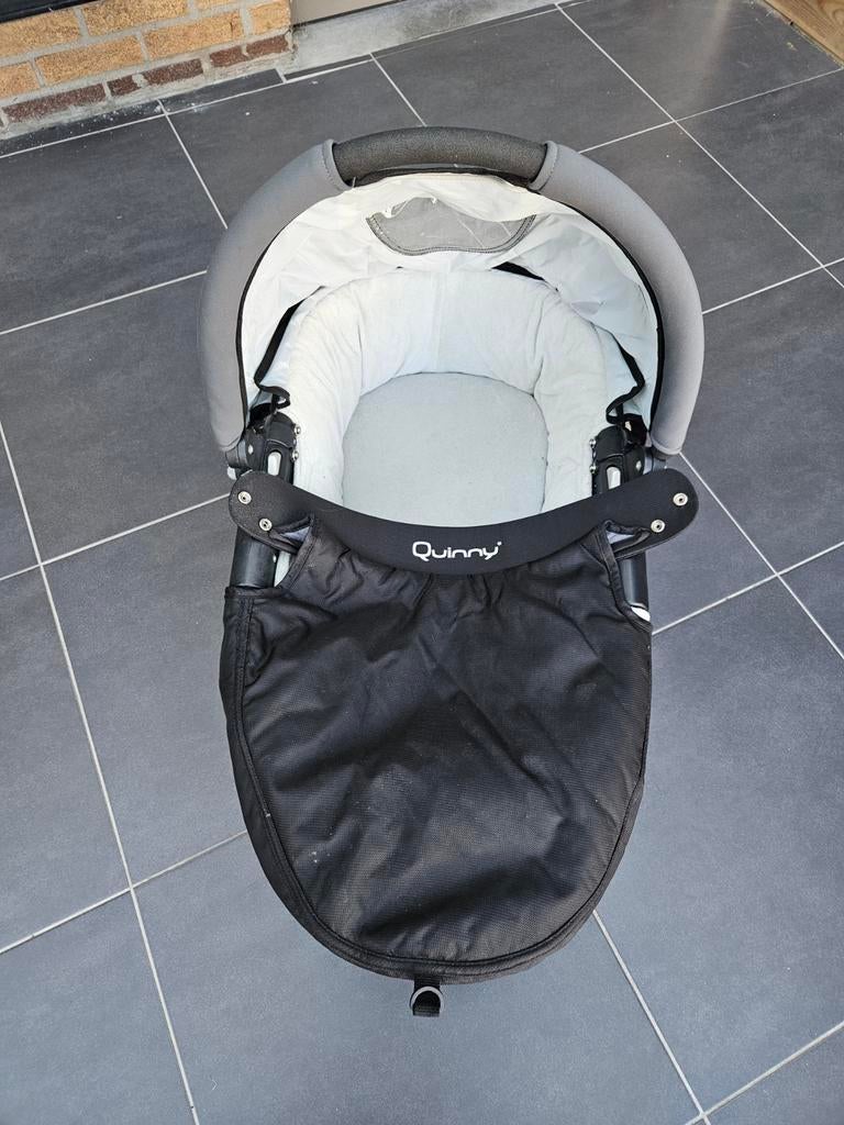 Porte-bébé Quinny

Très bon état, Enlèvement, Quinny