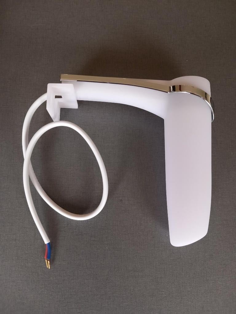 2 Luminaires pr miroir de sdbain - NOUVEAU, Maison & Meubles, Lampes | Suspensions, Enlèvement ou Envoi, Neuf, Synthétique