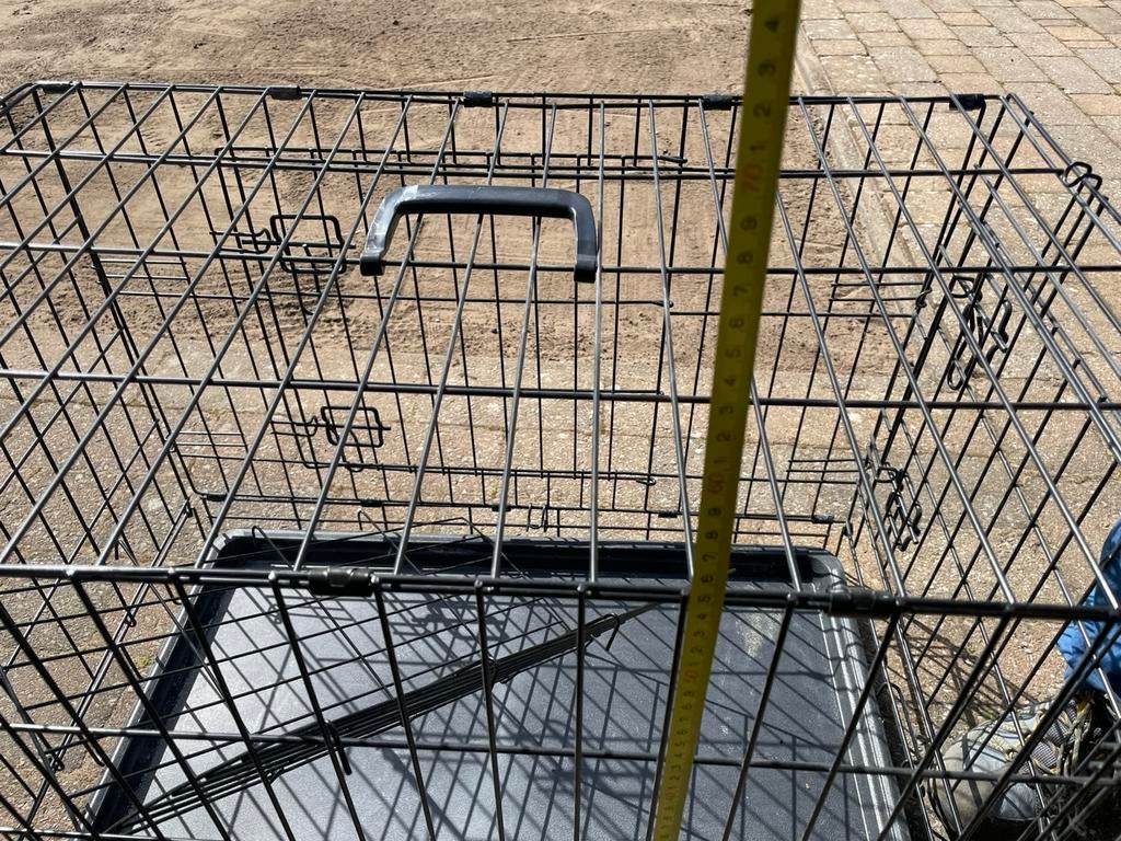 Benches, Dieren en Toebehoren, Ophalen, Zo goed als nieuw