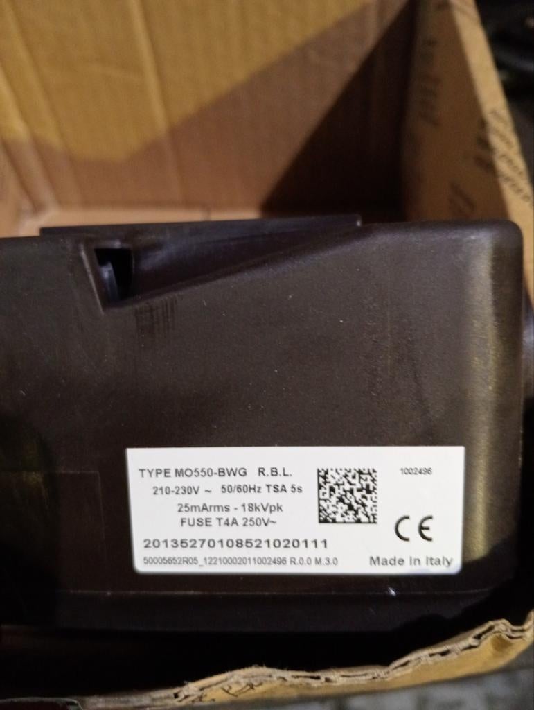 Riello MO 550 BWG cellule 2 fils avec kit cablage, Ophalen