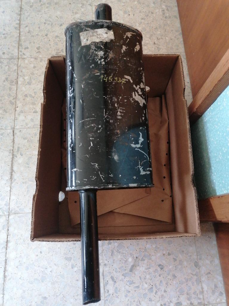 Boîte d'échappement arrière Datsun 160 180 d'origine, Enlèvement ou Envoi, Neuf, Nissan