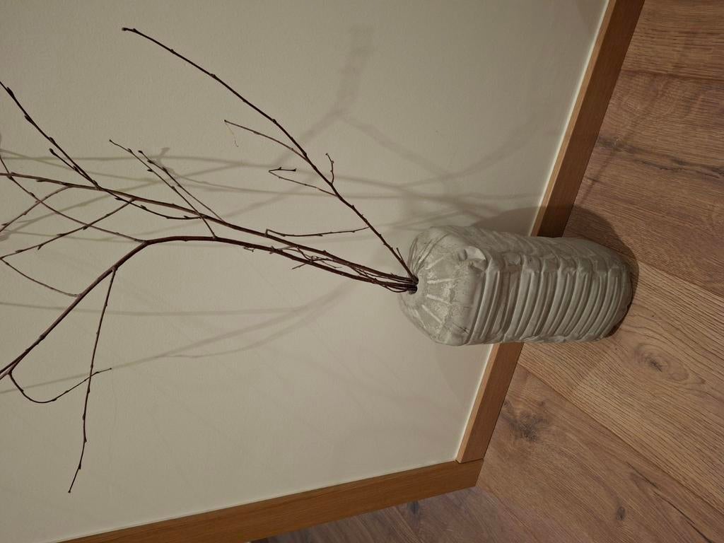 Betonnen vaas, Ophalen, Zo goed als nieuw