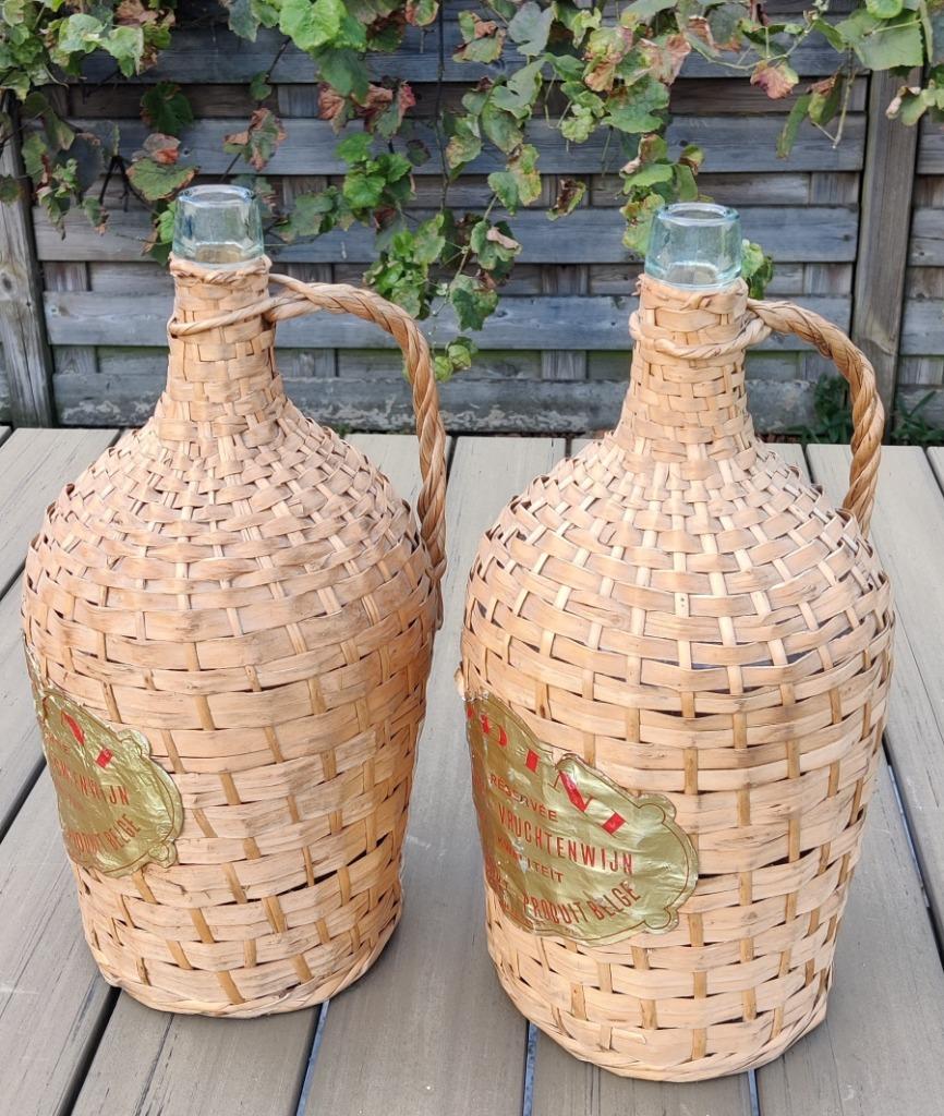 2 wijnflessen van 5 liter, Ophalen, Rode wijn