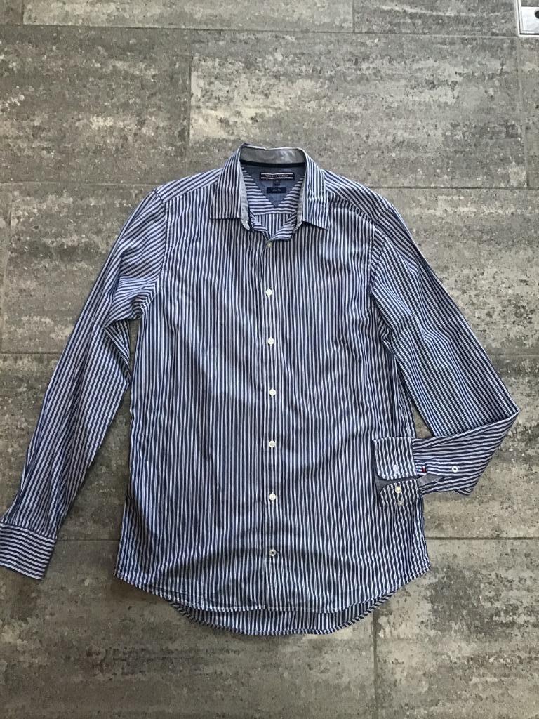 Chemise M à coupe ajustée Tommy Hilfiger, Vêtements | Hommes, Neuf, Tour de cou 39/40 (M), Enlèvement ou Envoi, Tommy hilfiger