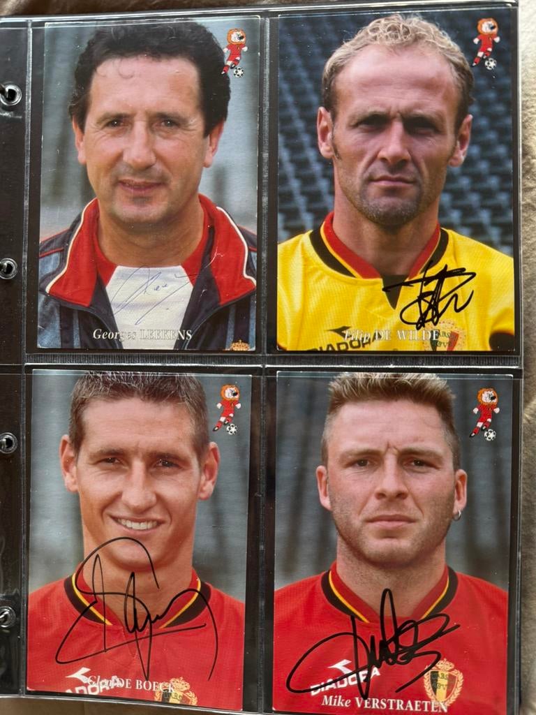 Reeks 26 kaarten rode duivels 98 10 gesigneerde, Verzamelen, Ophalen of Verzenden, Zo goed als nieuw, Poster, Plaatje of Sticker