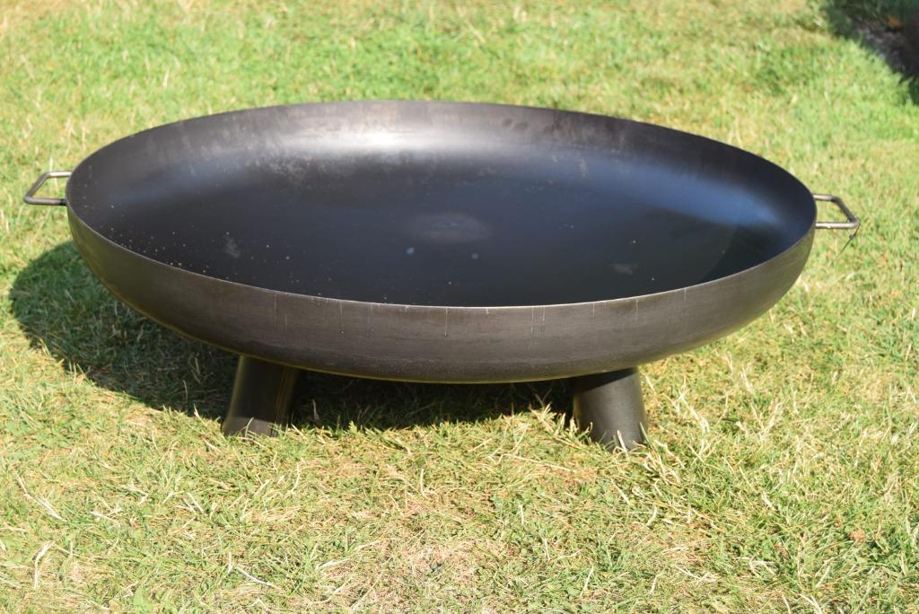 Vuurpot, bbq, ronde metalen bak met een diameter van 80 cm, Tuin en Terras, Ophalen, Nieuw, Vloer