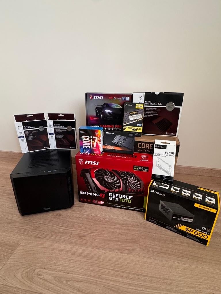 Compacte en zware desktop (gaming computer), Informatique & Logiciels, 256 GB, Custom Build, 4 Ghz ou plus, Enlèvement