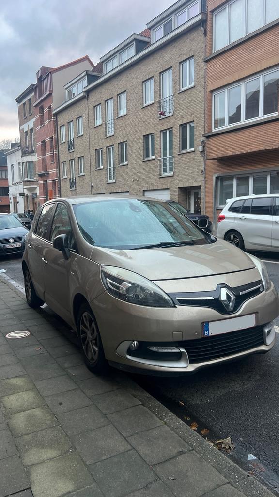 Renault Scénic III, 1.6 dCi 130 ch, 2015, Achat, Beige, 5 portes, Diesel