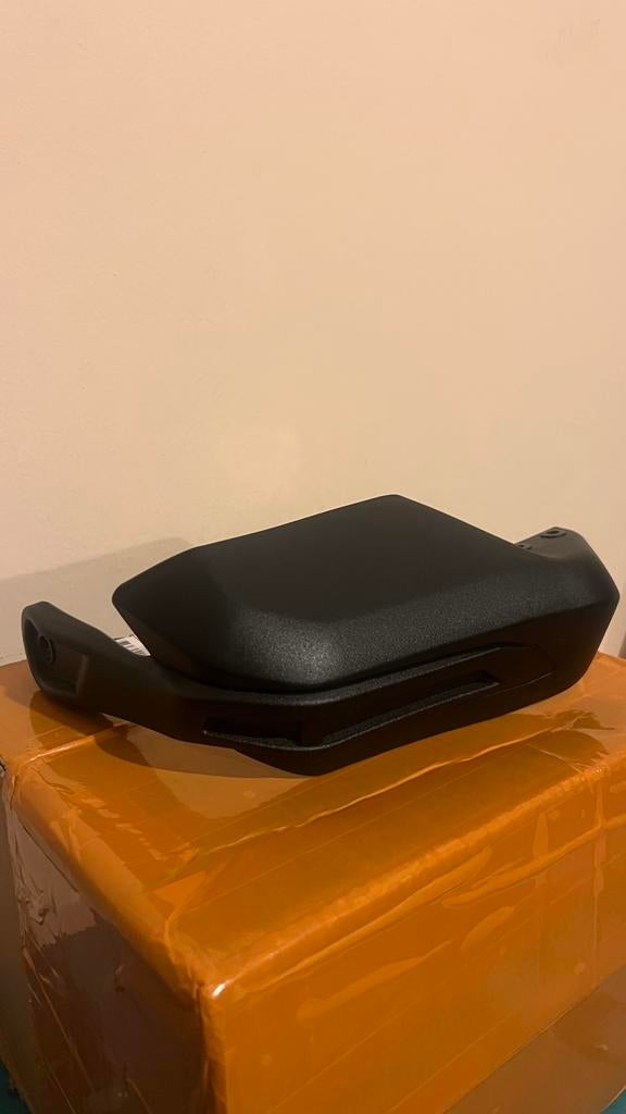 Protège-mains d’origine moto Yamaha Tracer 9 - NEUF, Motos, Enlèvement ou Envoi