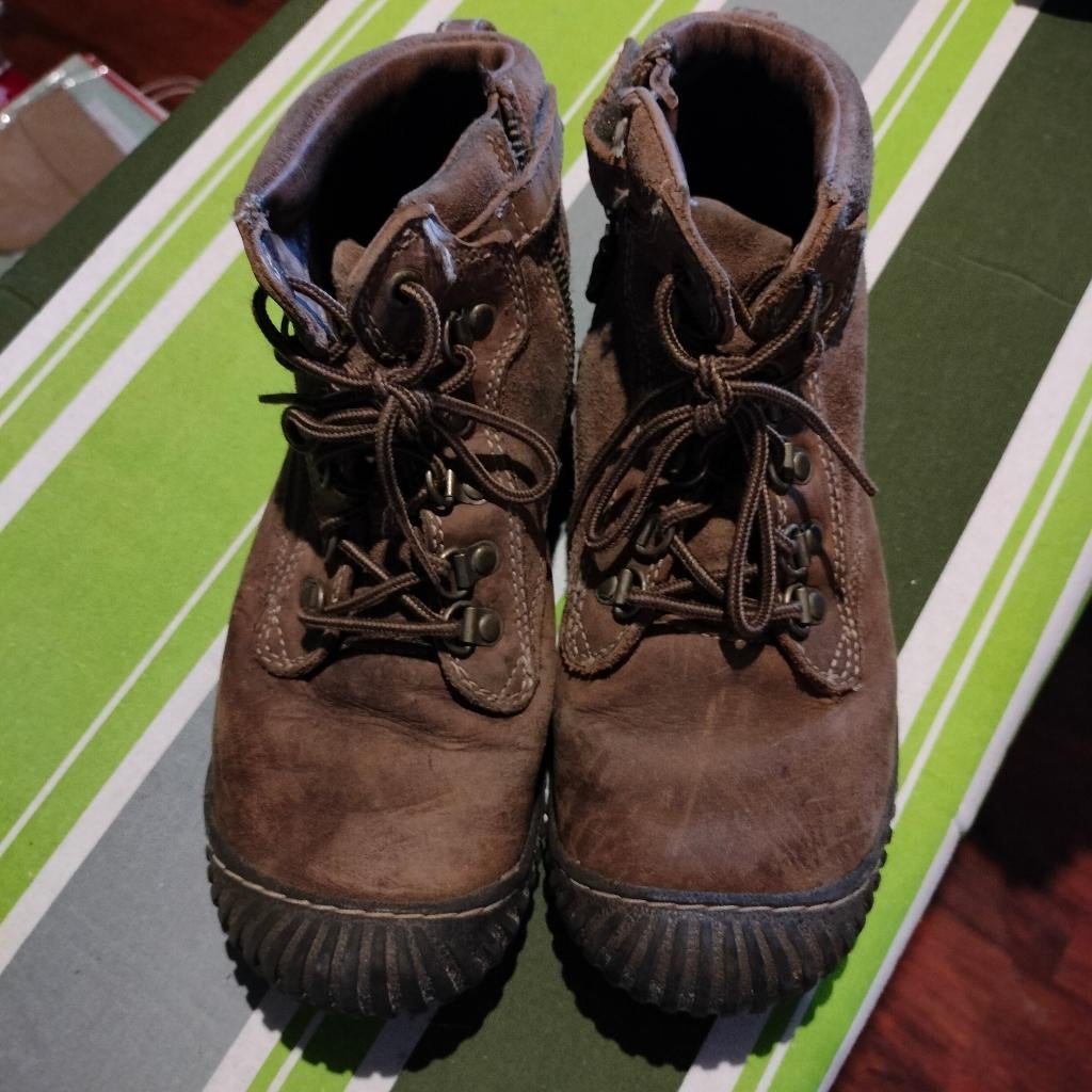 Jongensschoenen maat 37, Kinderen en Baby's, Kinderkleding | Schoenen en Sokken, Gebruikt, Schoenen, Ophalen of Verzenden, Jongen