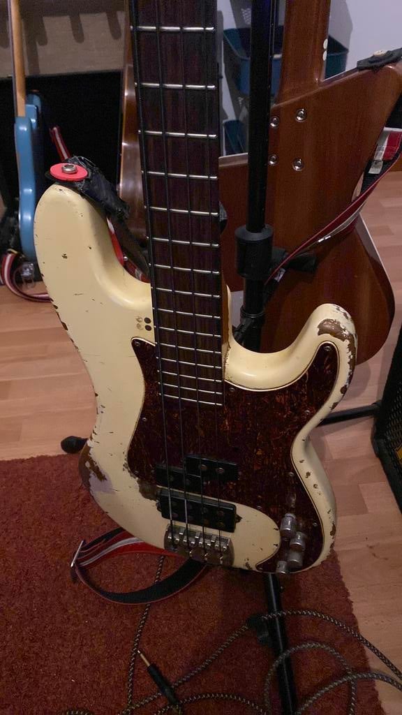 Privélessen basgitaar, Privéles