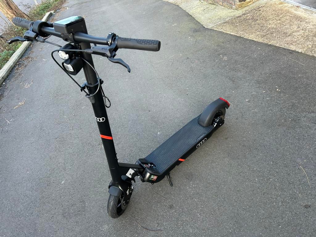 Audi by egret elektrische scooter, Fietsen en Brommers, Steps, Ophalen, Nieuw