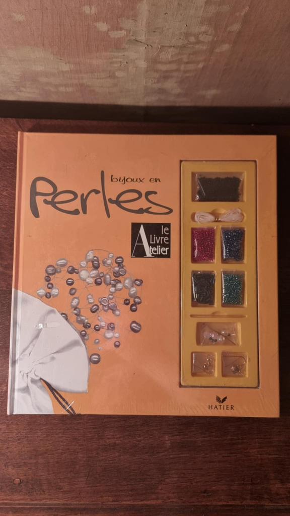 Faire soi-même Son collier de perles, Enlèvement ou Envoi, Comme neuf
