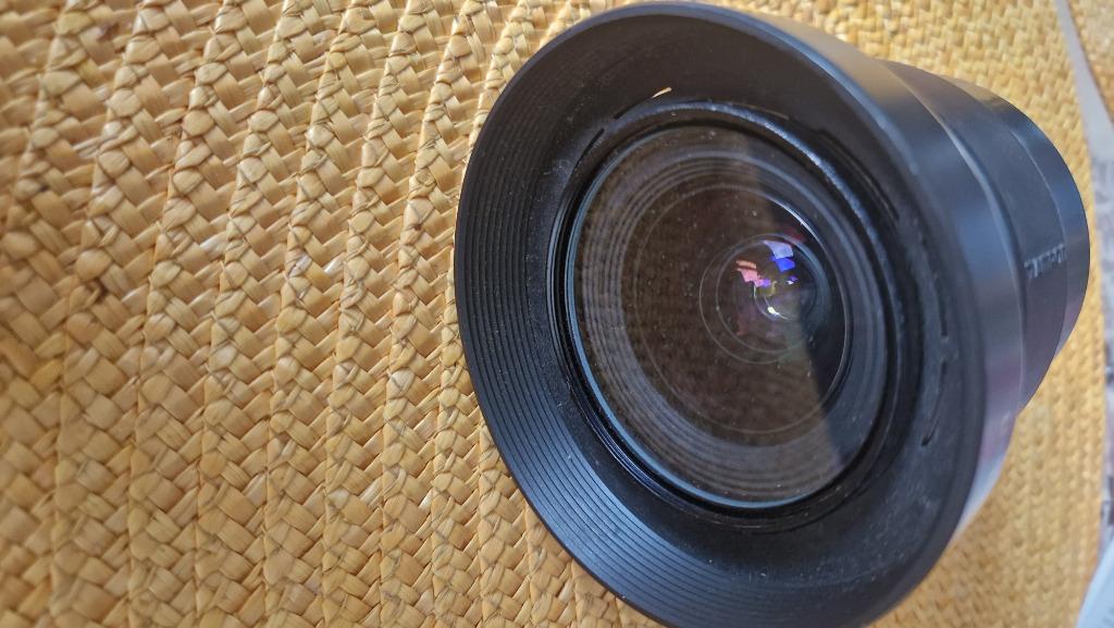 groothoeklens Tamron, TV, Hi-fi & Vidéo, Enlèvement ou Envoi, Comme neuf, Objectif grand angle