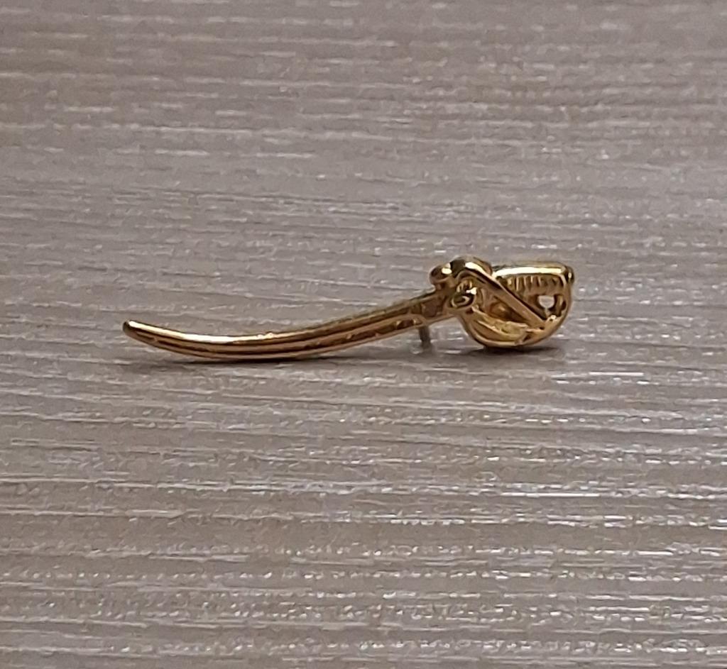 PIN - SABEL - SABRE, Collections, Envoi, Utilisé, Autres sujets/thèmes, Insigne ou Pin's