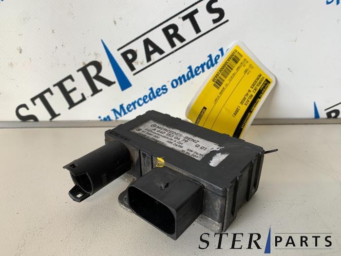 Relais préchauffage d'un Mercedes B-Klasse, Enlèvement ou Envoi, 3 mois de garantie, Utilisé, Mercedes-Benz