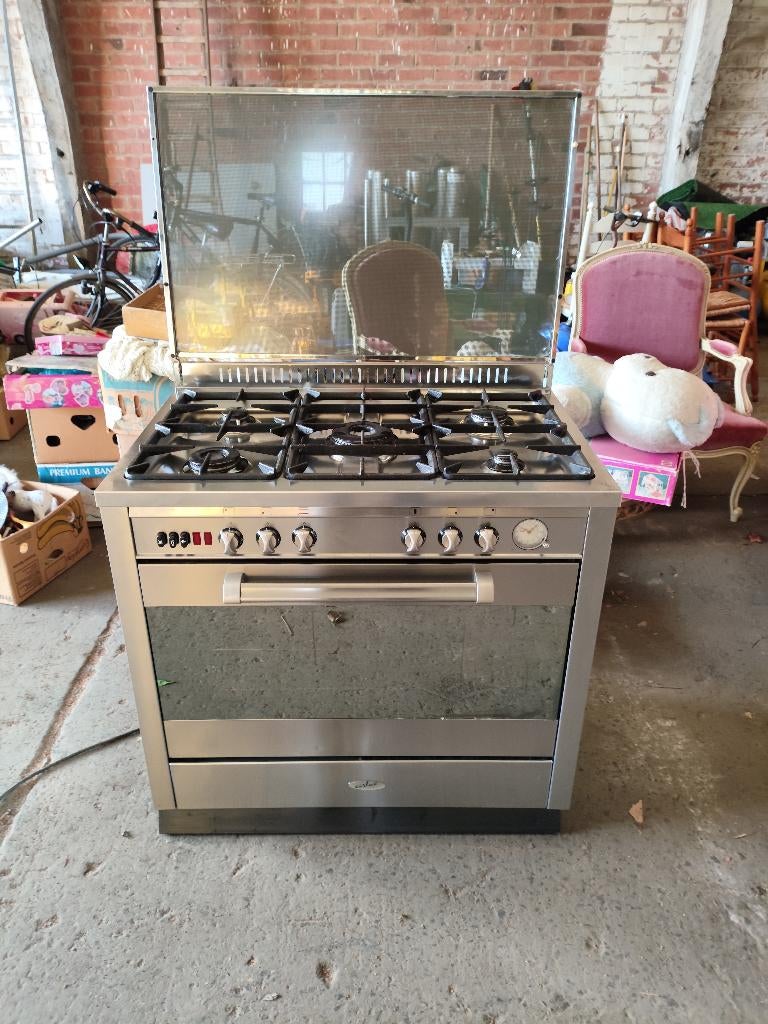 gasvuur met grill en oven, Elektronische apparatuur, Ophalen, Grill, Gas