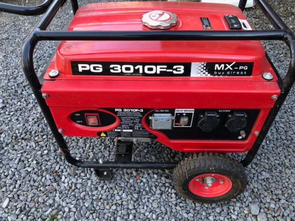groupe électrogène 2500W état neuf, Bricolage & Construction, Enlèvement, Comme neuf, Moins de 5 kVA, Essence