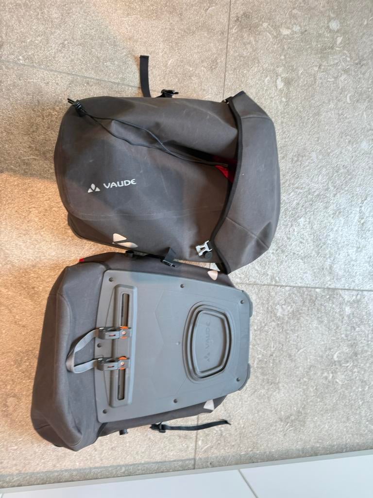 Fietstassen  Vaude, Vélos & Vélomoteurs, Accessoires vélo | Sacoches, Enlèvement, Utilisé