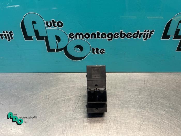 Commutateur vitre électrique d'un Nissan Micra (Micra 03-), Autos : Pièces & Accessoires, -, 3 mois de garantie, Utilisé, -