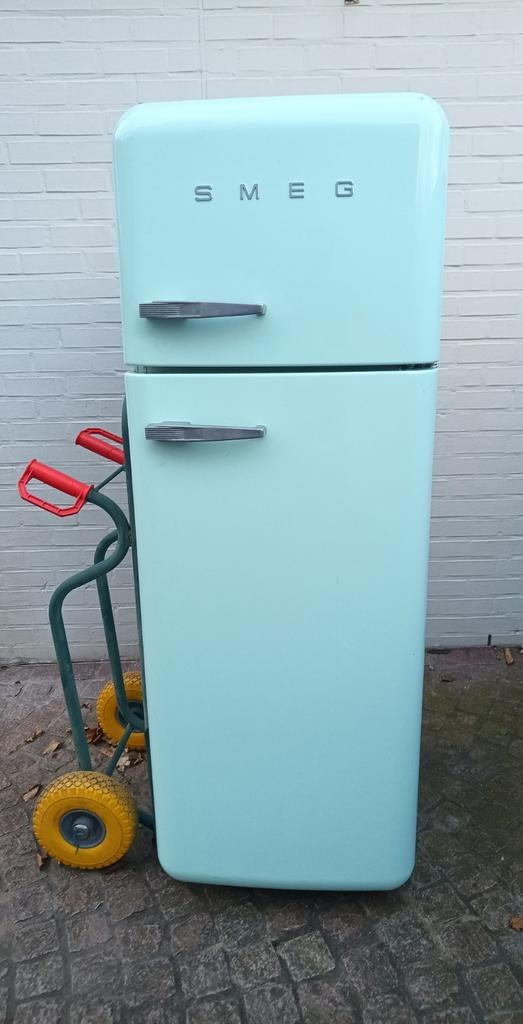 SMEG frigo met diepvries, Elektronische apparatuur, Koelkasten en IJskasten, Ophalen