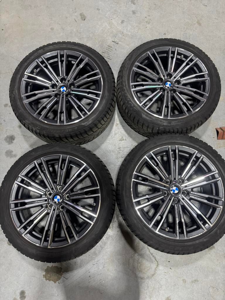 Set banden + velgen te koop, Auto-onderdelen, Banden en Velgen, Ophalen, 18 inch, Gebruikt, 255 mm