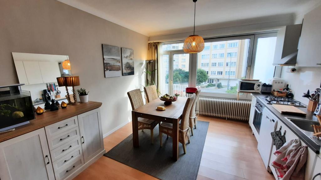 A louer Auderghem appartement 1ch et 1 bureau, 50 m² ou plus