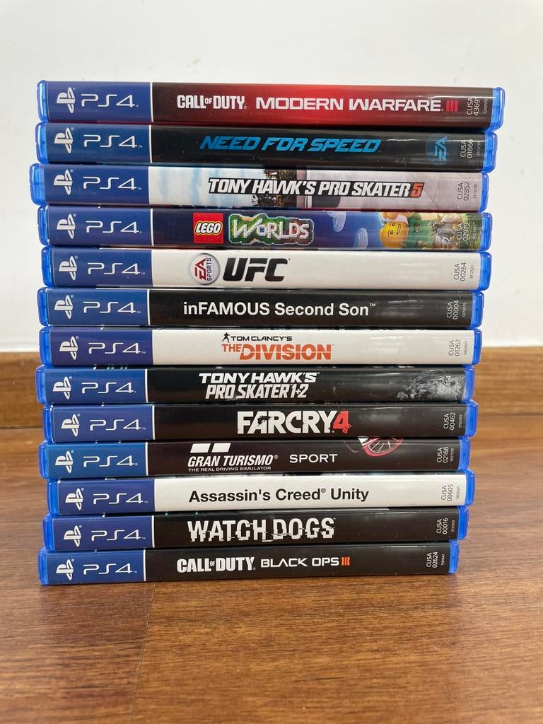 PlayStation 4 1TB + 13 games + 2 controllers – complete set, Ophalen, Zo goed als nieuw, Pro
